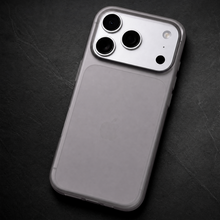 iPhone 2025 / iPhone 17 全系列 Tritan™ Renew Air Jacket 超薄保護殼