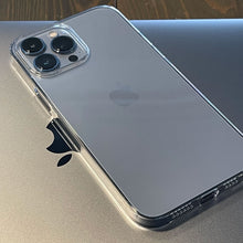 iPhone 2021 / iPhone 13 全系列 Air Jacket 超薄保護殼